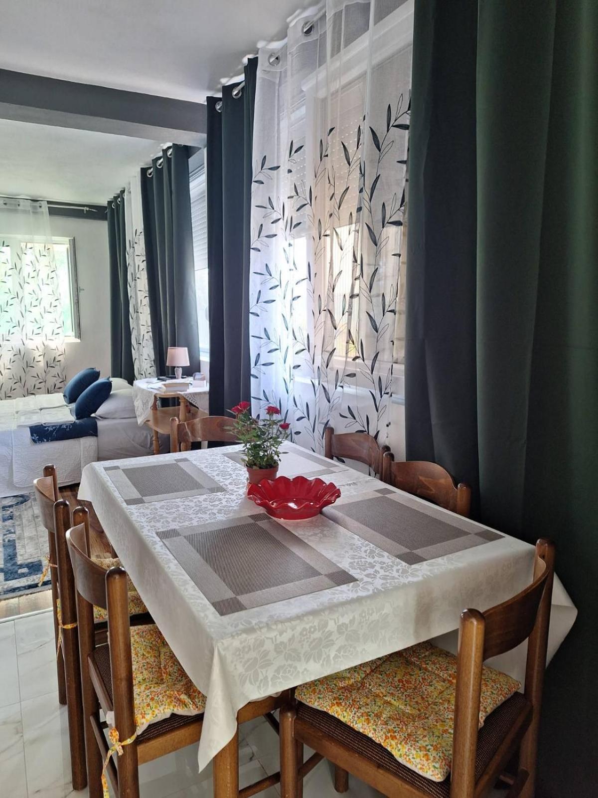 Apartman Glorija Kotor Extérieur photo